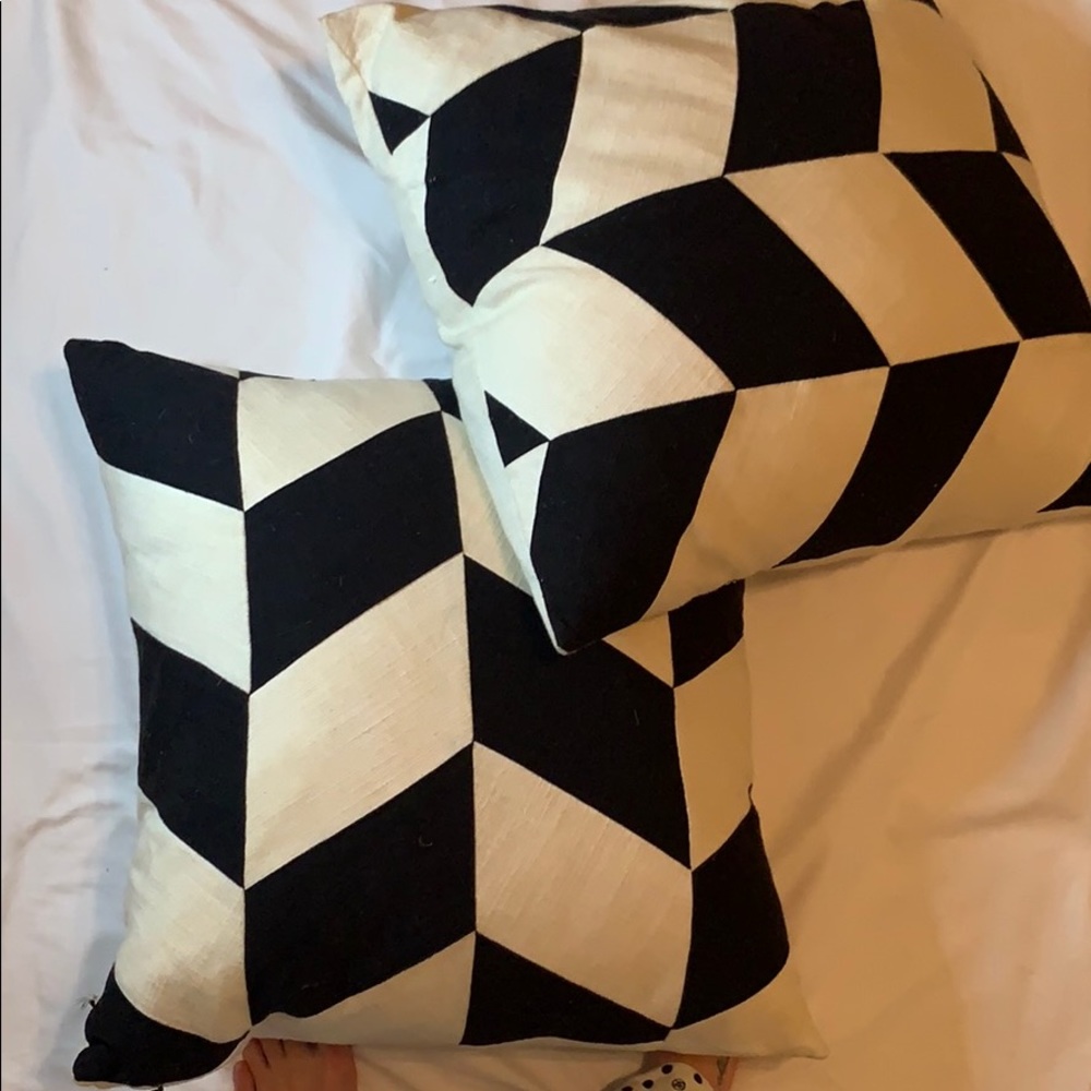 Pillow set of 2